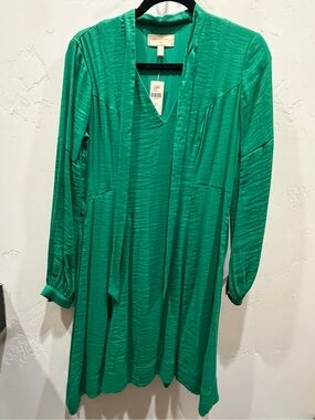 Anthropologie Bright Green V-Neck Long Sleeve Dress